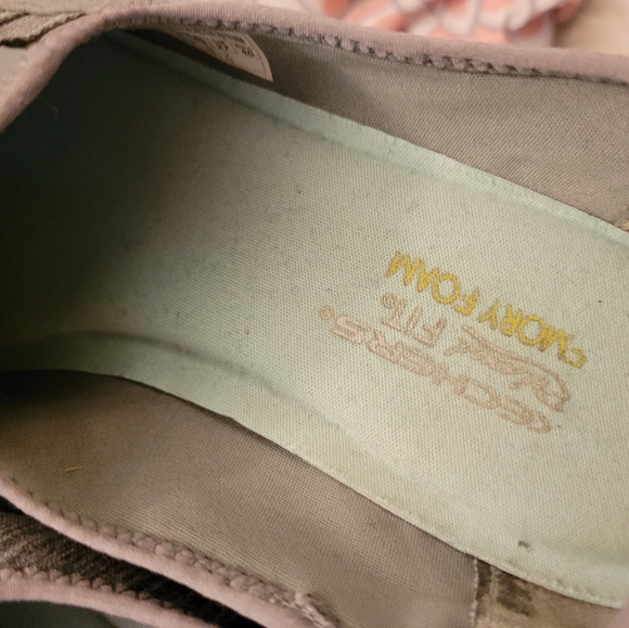 Skechers Women's Relaxed Fit Slip On Sneakers Shoes Memory Foam Insoles Size 10 - Picture 9 of 9